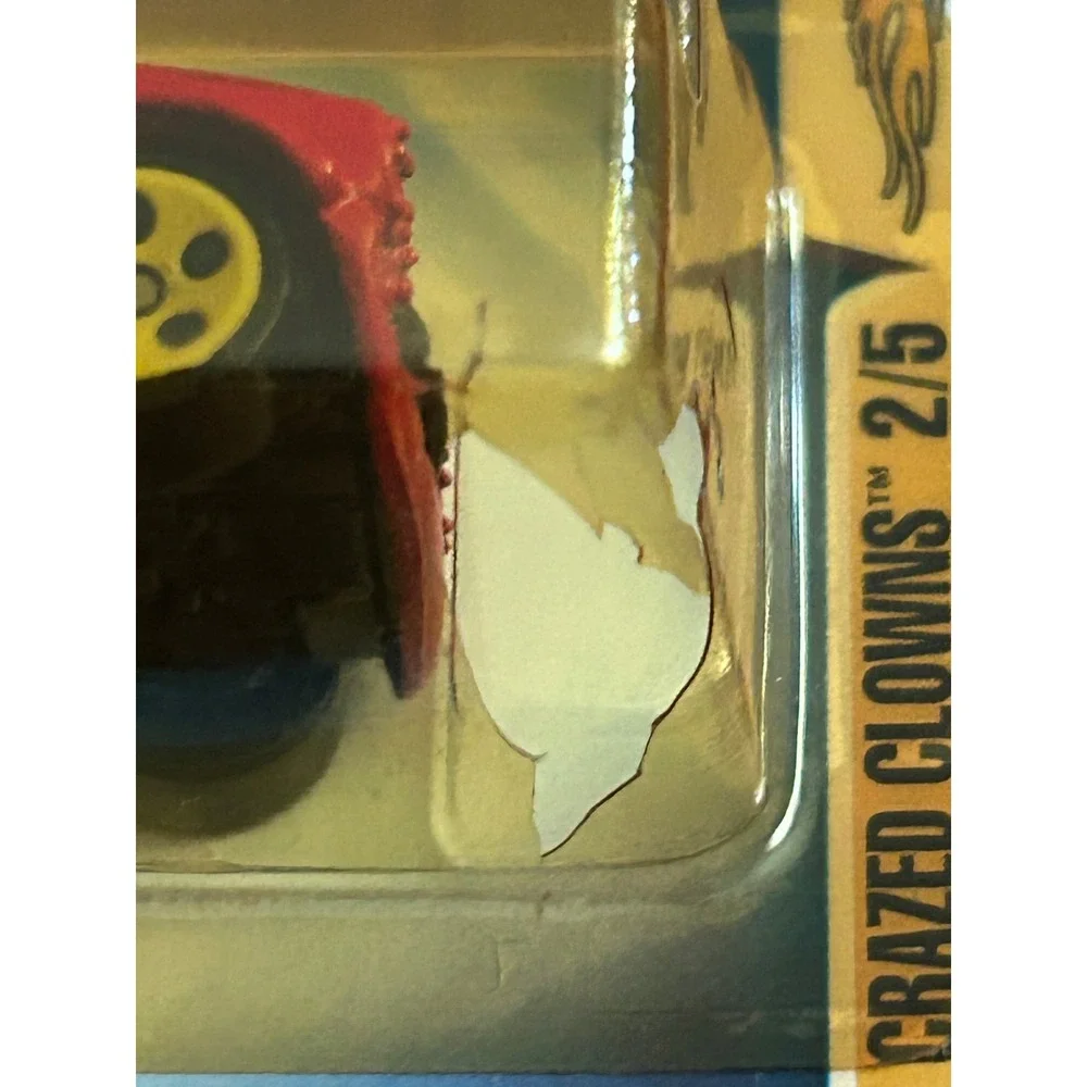 Hot Wheels 2003‎ Crazed Clowns Morris Mini Red 2/5 Collector 096 Diecast Car
